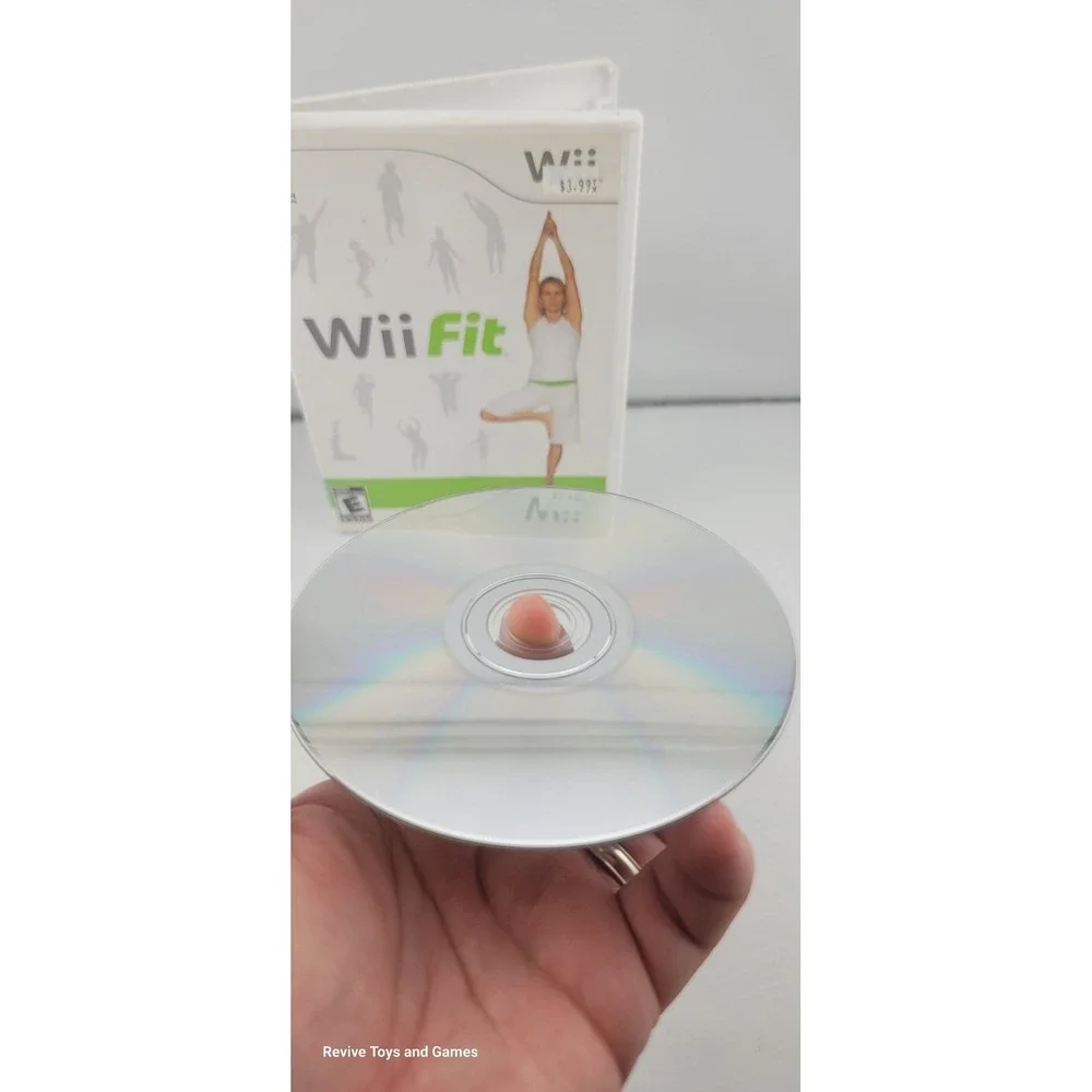 Wii Fit (Nintendo Wii, 2008) Game and Case Tested and Working Great Condition‎